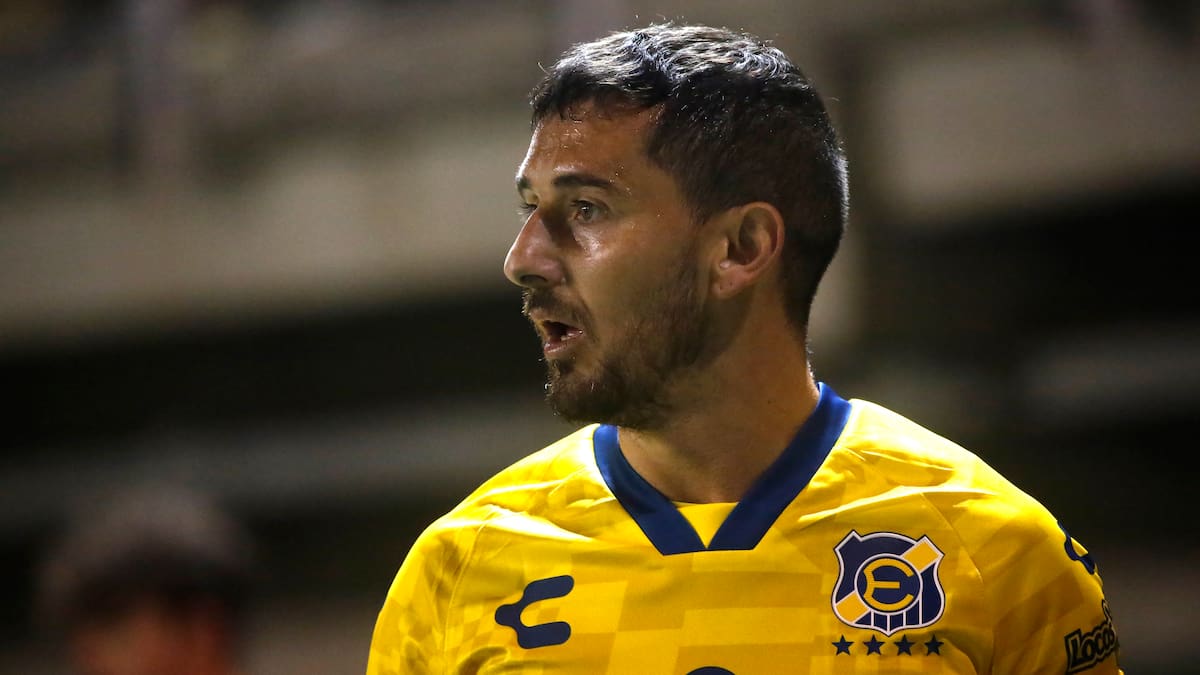 Misión permanencia: Juan Cuevas podría regresar al fútbol chileno