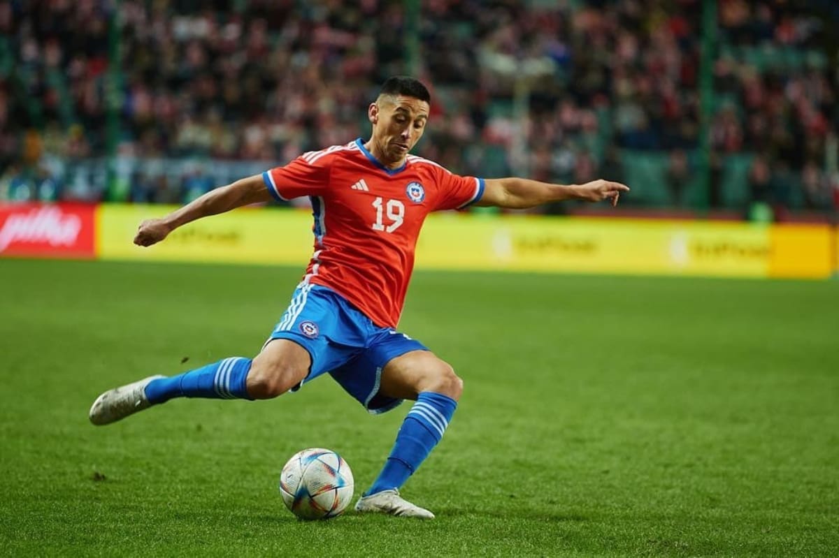 El lateral jugará en Santa Cruz en 2026. Foto: Instagram.