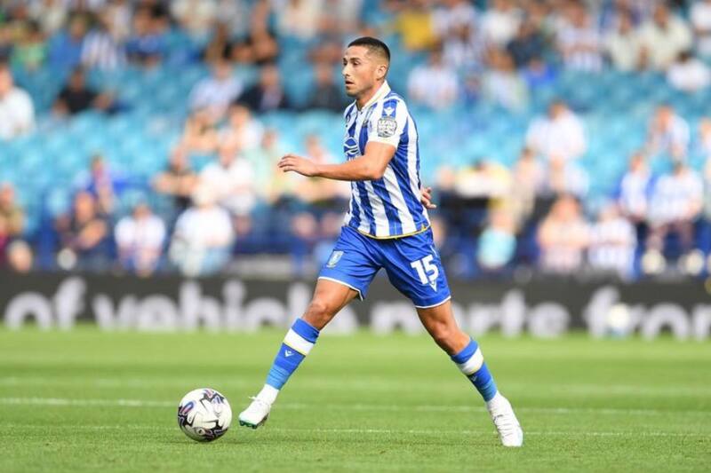 Juan Delgado jugando por el Sheffield Wednesday.