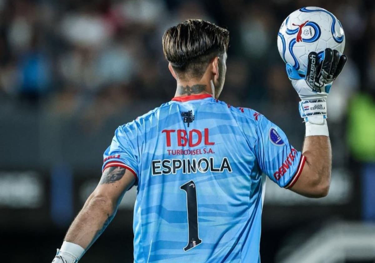 El meta fue ofrecido a Colo-Colo. Foto: @juanespinola0208.