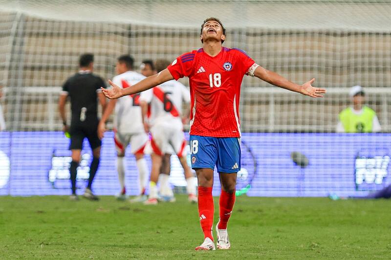 participó en la selección chilena en el partido de la CONMEBOL. Foto: Conmebol.