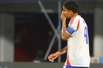 “Nuestro nueve no está en gracia”: Nicolás Córdova apunta al rendimiento de Rossel en la Roja Sub 20