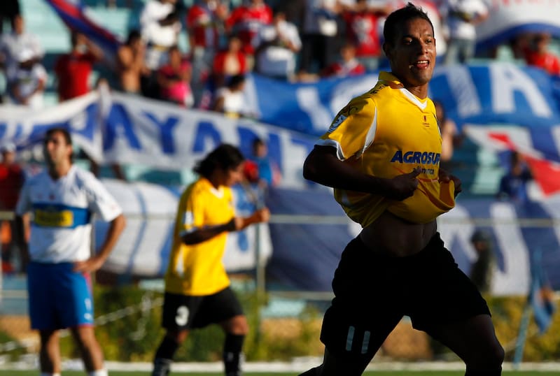 Juan Gonzalo Lorca. El delantero confesó que estuvo cerca de llegar a Universidad de Chile, pero una lesión se lo impidió. Foto: Aton.