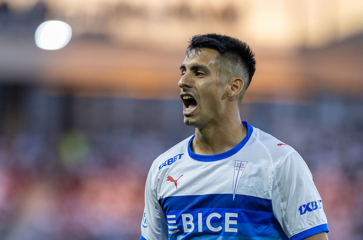 Daniel Garnero explicó la titularidad de Juan Ignacio Díaz por sobre Daniel González en la UC: “Es mejor”