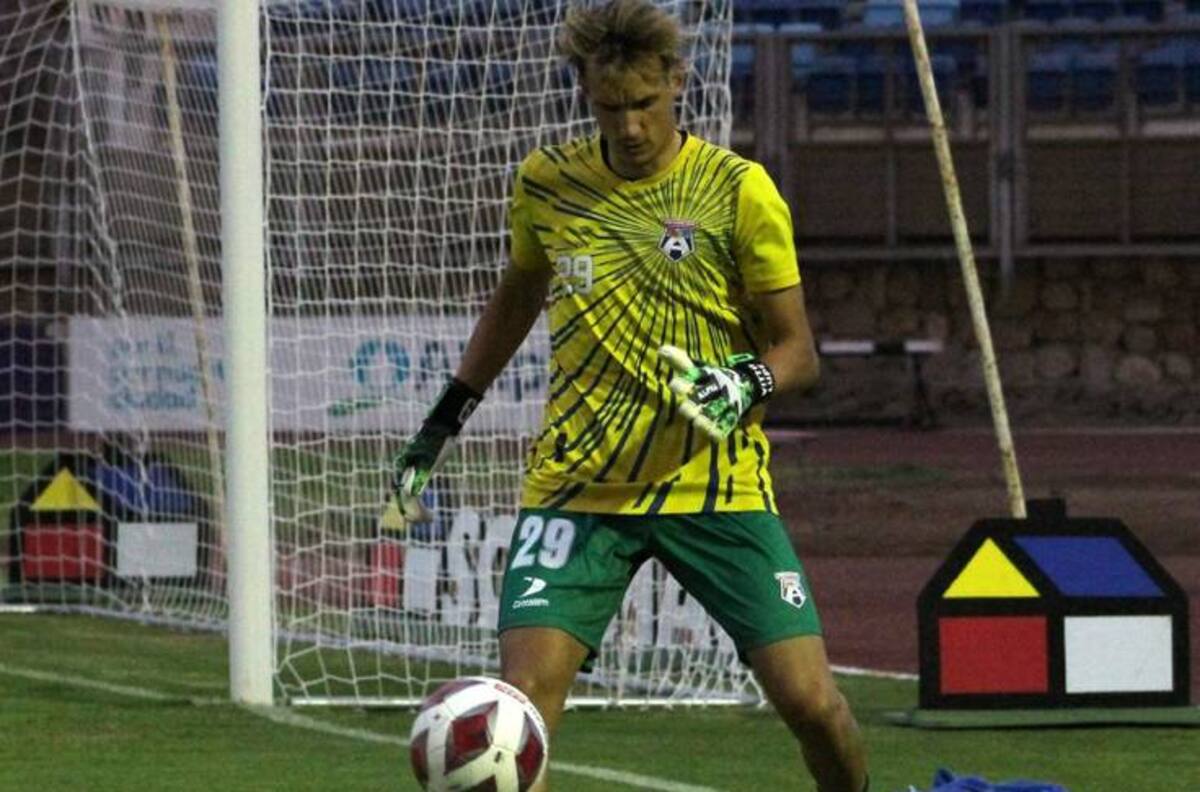 El arquero que pasó de la Primera B a la elite del fútbol argentino en este mercado de fichajes