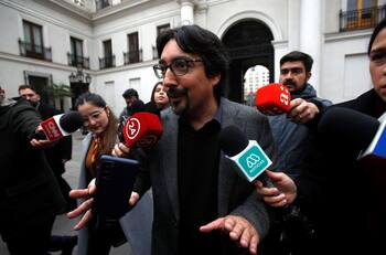 Tras renuncia de Latorre: el sorpresivo nombre que podría asumir la presidencia de RD