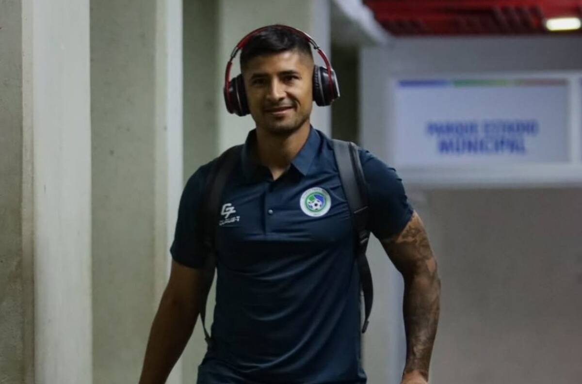 “El fútbol es dinámico; un día estás en el norte, otro en el sur, pero estoy muy contento en Chile”