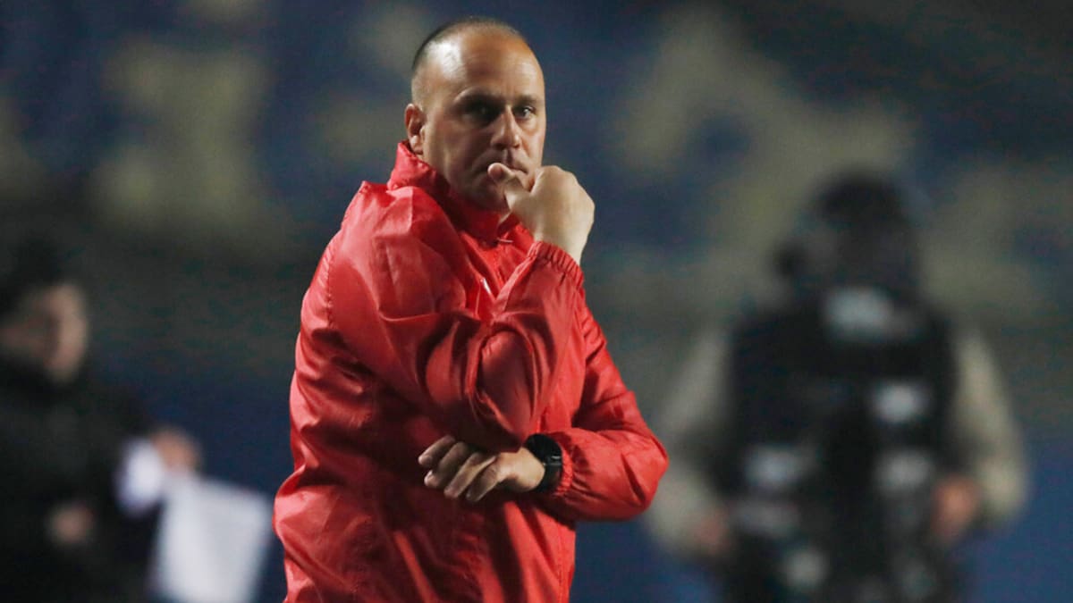 Sorpresa: Juan José Luvera volverá a dirigir en el fútbol chileno y ya tiene nuevo equipo