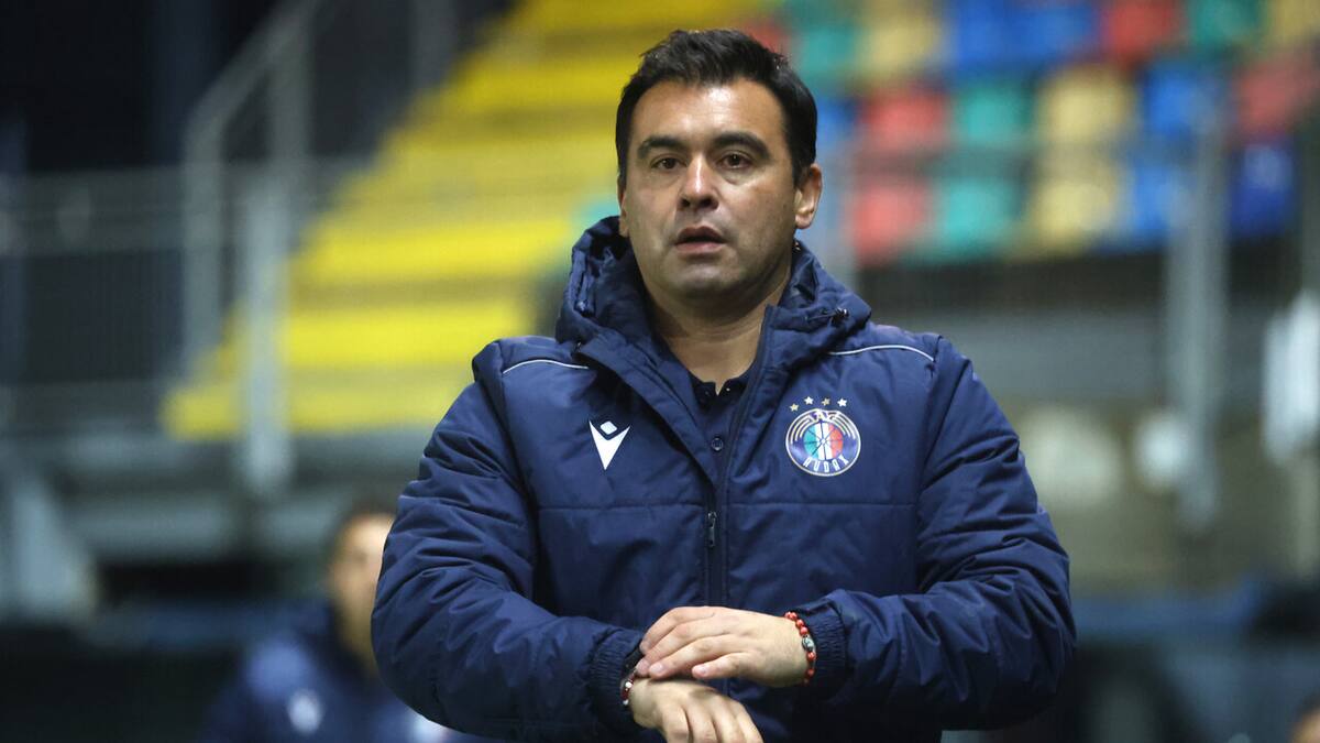 Ni Unión Española ni Coquimbo: Juan José Ribera está a un paso de ser DT de este equipo del fútbol chileno