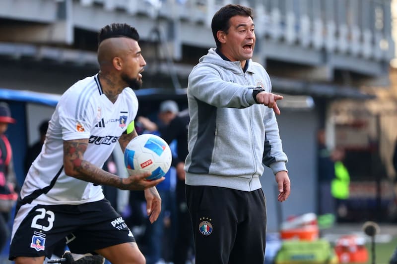 entregó algunas claves del triunfo ante Colo Colo. Foto: Agencia Aton.