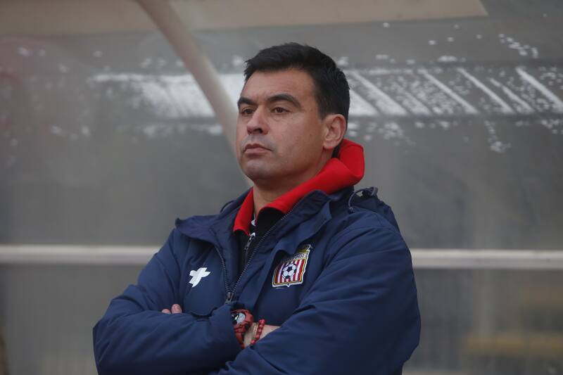 El entrenador ha vivido una etapa muy alejada de la expectativa en Curicó Unido.