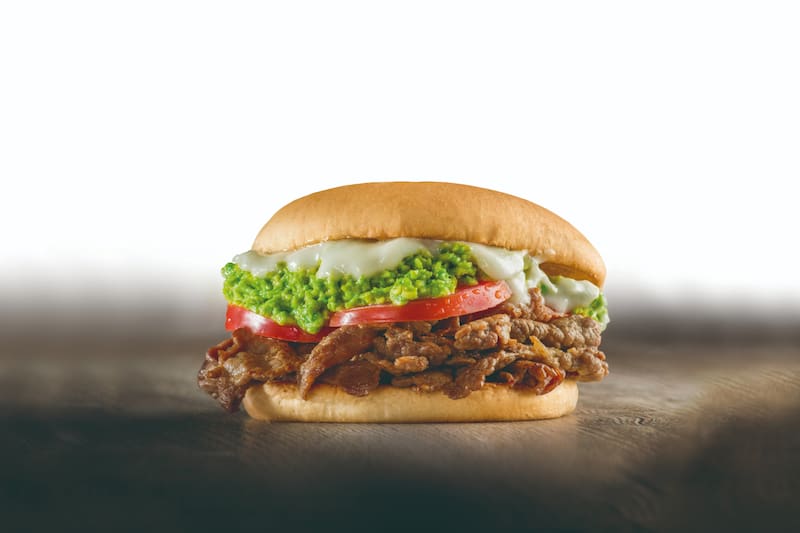 La cadena comercializará sus hamburguesas en más de 400 puntos de venta en Chile.