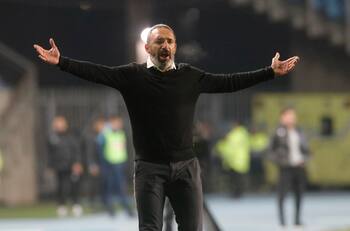 VIDEO | Duró 23 segundos: La insólita conferencia de Azconzábal antes de su inminente salida de O’Higgins