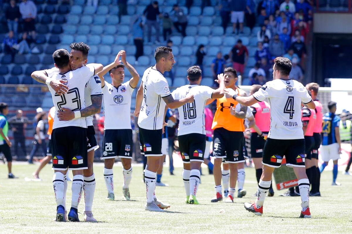 junto al plantel de Colo Colo en 2018. Foto: Agencia Aton.