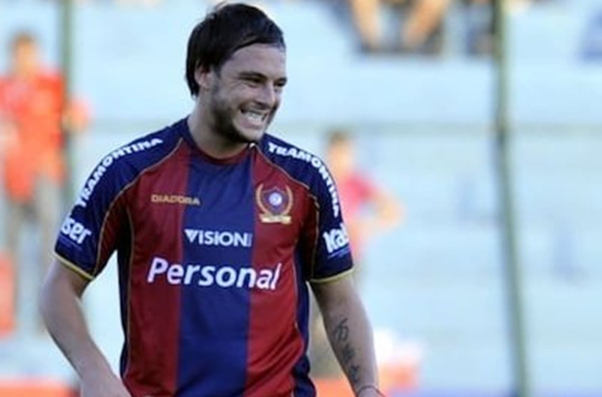 Tenía orden de captura internacional: Ex jugador de Colo-Colo irá a juicio por pensión de alimentos en Paraguay