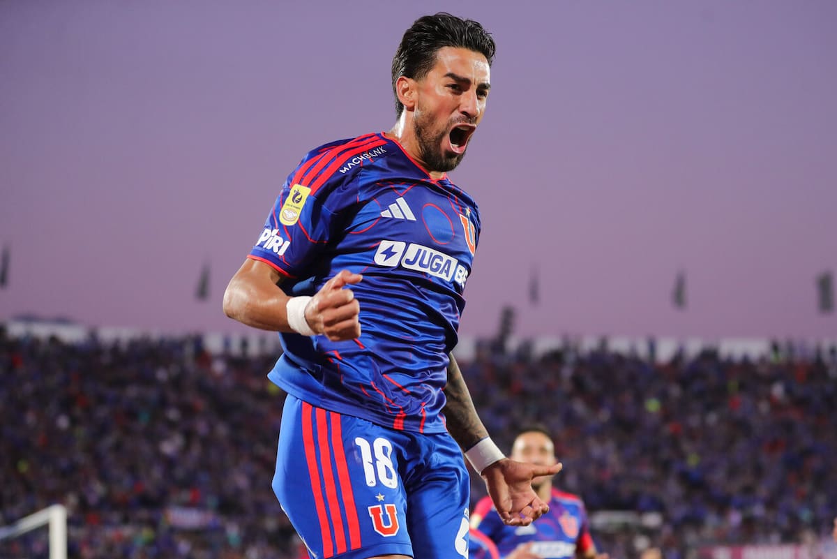 El Gato volvió al gol ante la UC. Foto: Agencia Aton.