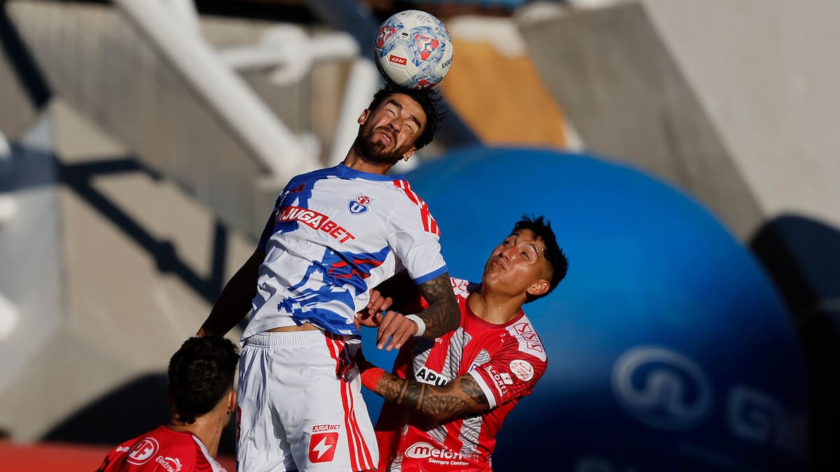 Los 3 jugadores que decepcionaron en la derrota de la U contra Unión La Calera: piden sus salidas