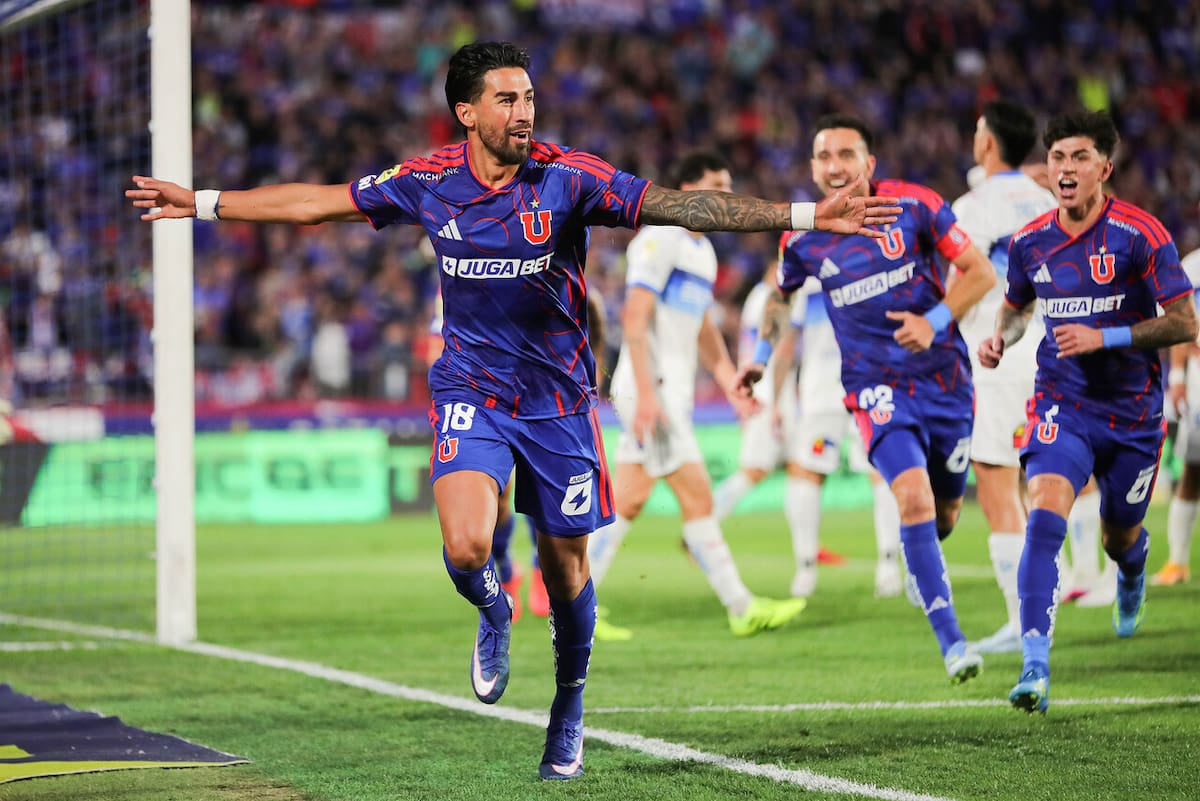 El Gato volvió al gol ante la UC. Foto: Agencia Aton.