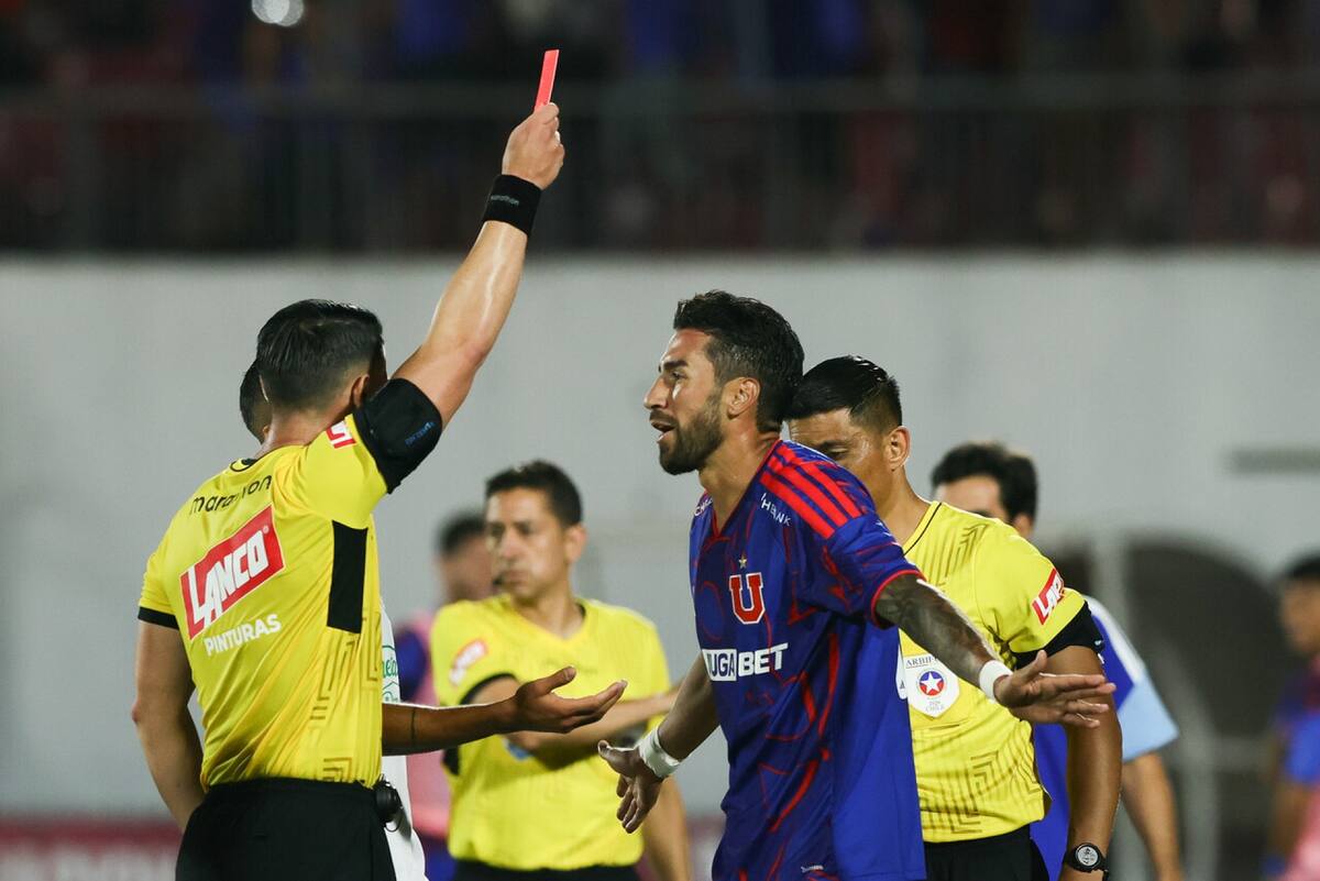 El Gato fue expulsado ante Audax Italiano. Foto: Agencia Aton.