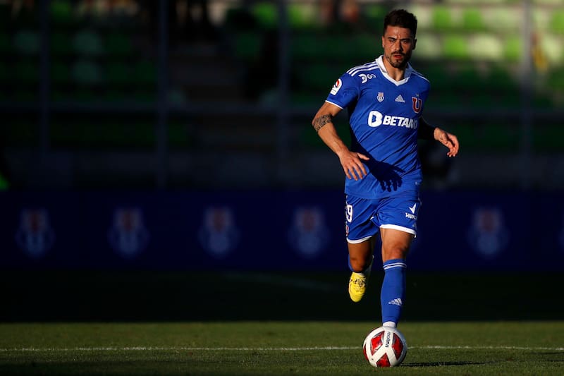 Johnny Herrera postuló a Juan Pablo Gómez como lateral izquierdo