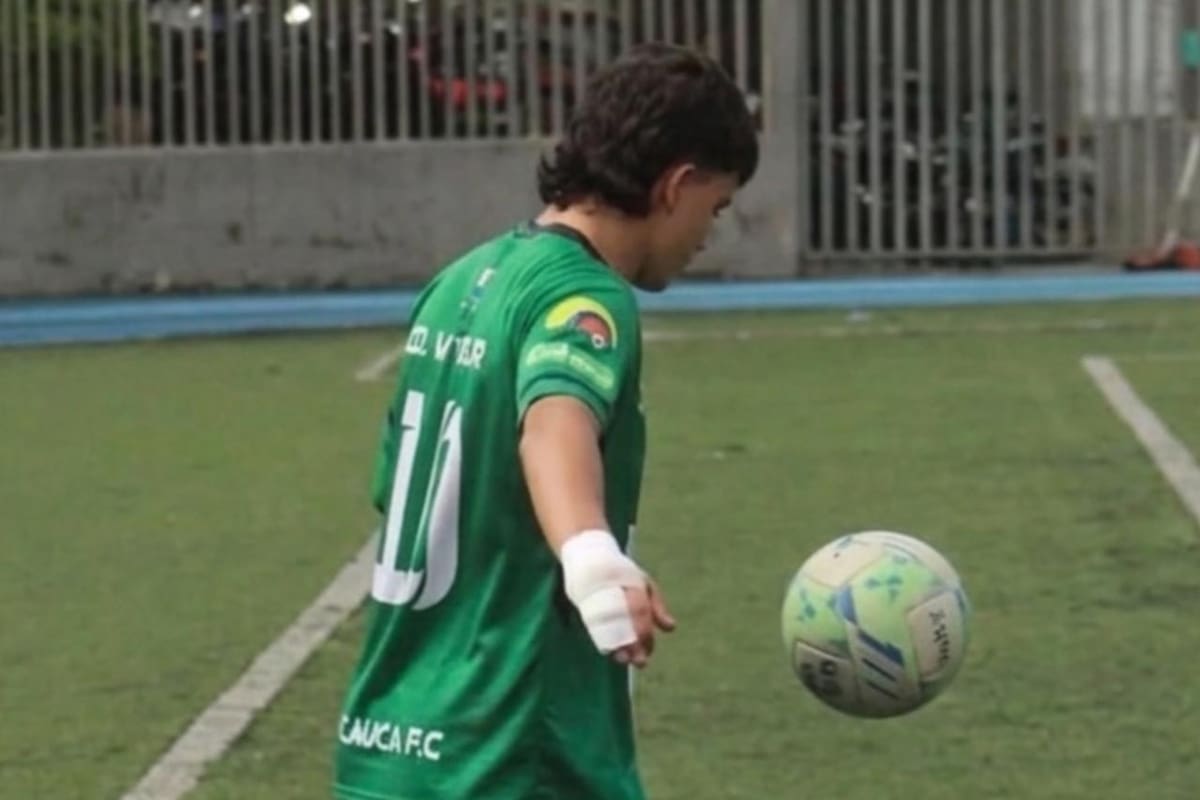 El mediocampista colombiano estuvo a prueba en Colo-Colo. Foto: Juan Pablo López en Instagram.
