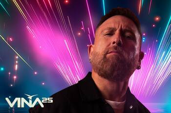 “Gracias por cagarm... el chiste”: El incómodo inicio de la rutina de Juan Pablo López en Viña 2025