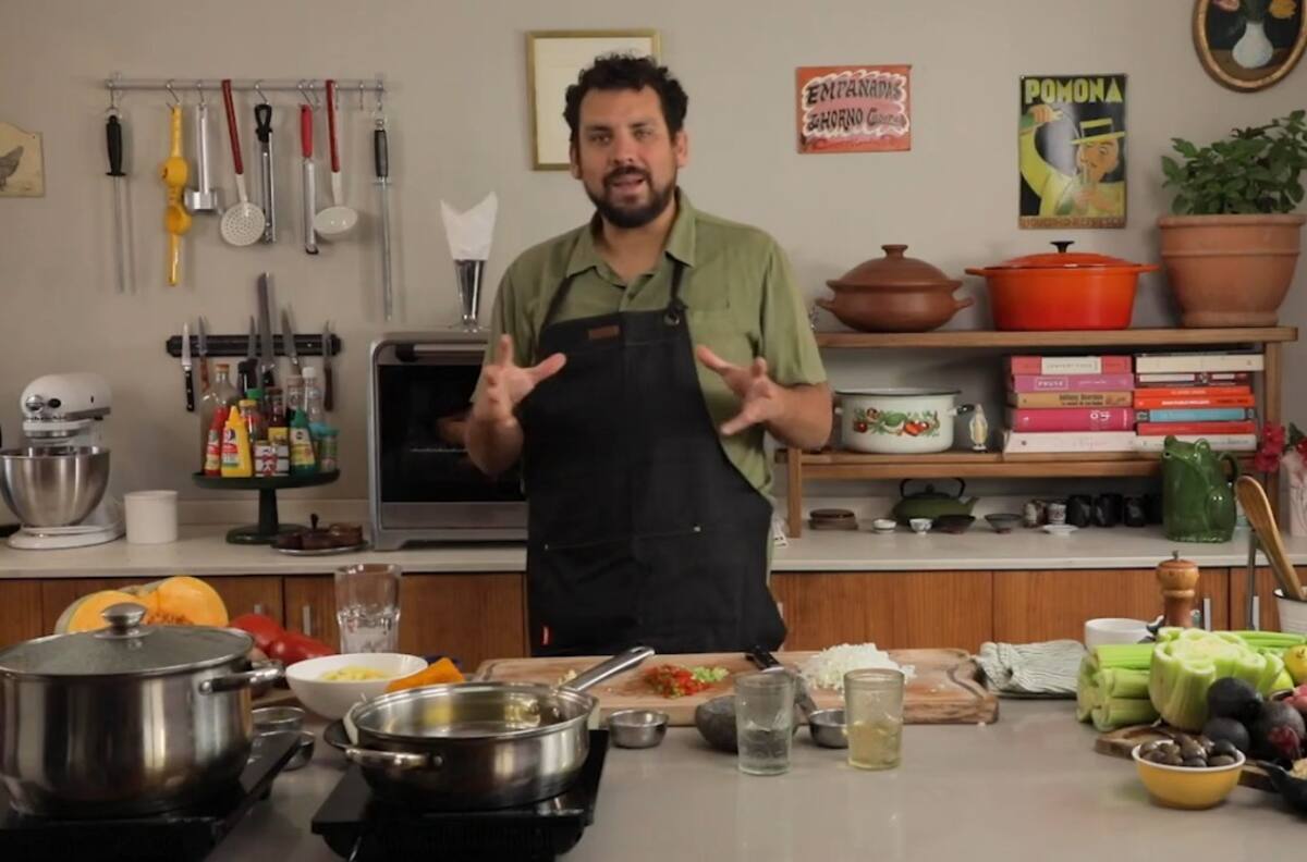 Chef Juan Pablo Mellado debuta en televisión con programa propio: Revisa acá todos los detalles