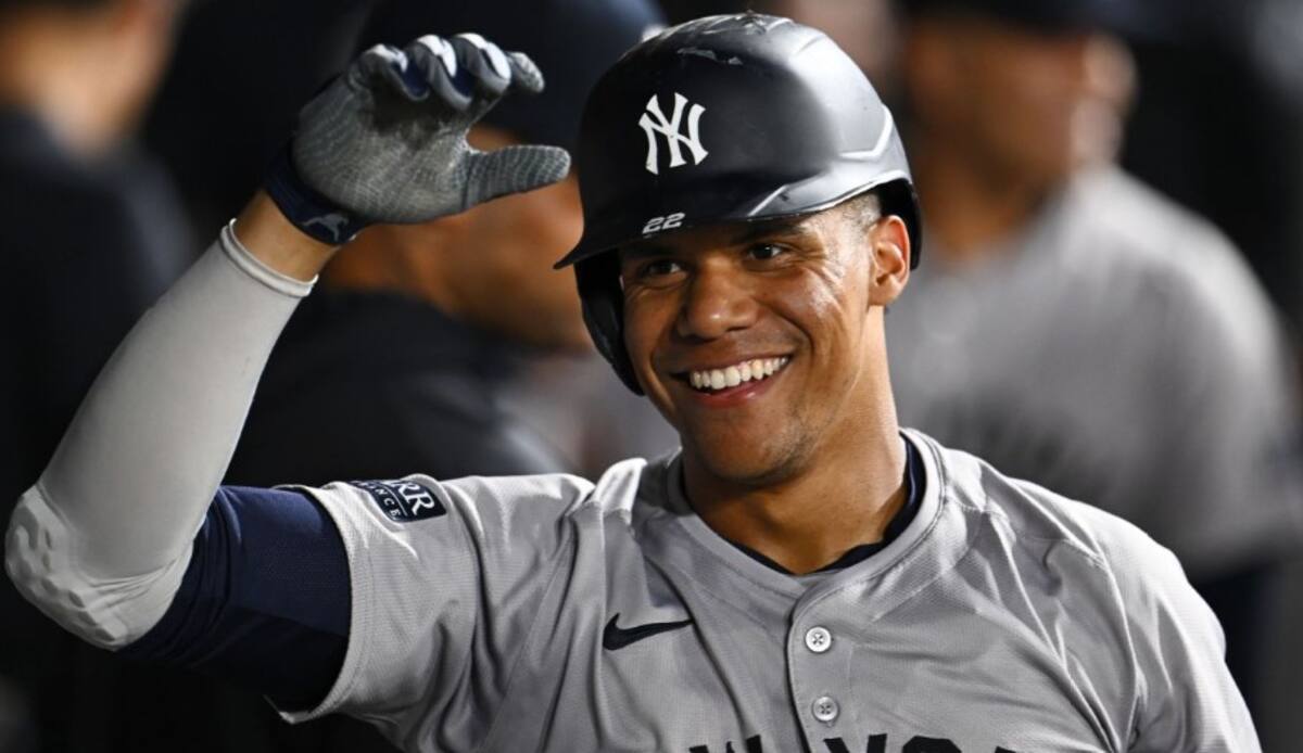 El dominicano rompió todas las marcas del deporte con su firma de contrato por 765 millones de dólares.