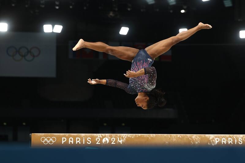 Simone Biles quiere brillar en París 2024. EFE