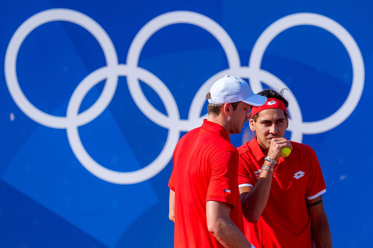Alejandro Tabilo y Nicolás Jarry en París 2024.
