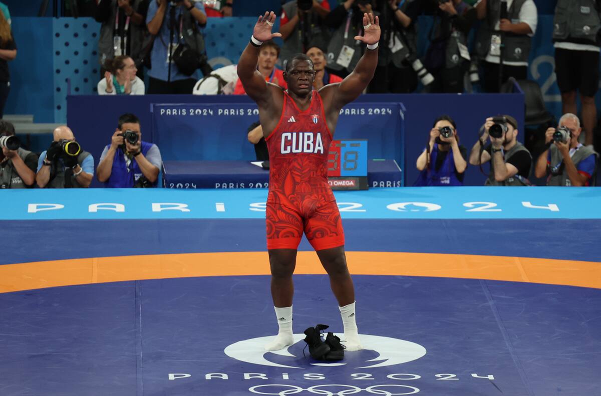 Adiós a un grande: Mijaín López derrotó a Yasmani Acosta en París 2024... y se retiró