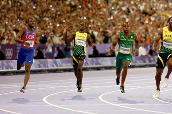 VIDEO | ¿La mejor final de todos los tiempos? Noah Lyles es el hombre más rápido del mundo en París 2024