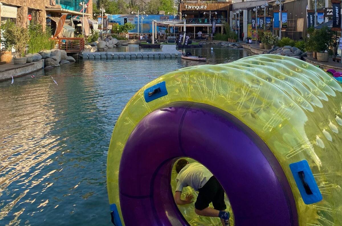 Mall Sport cuenta con entrenidos juegos acuáticos para que los niños disfruten en sus vacaciones