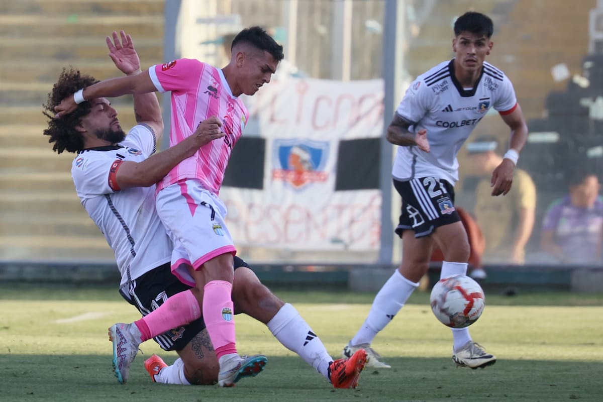 en el partido de Magallanes contra Colo Colo.