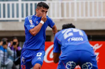 U. de Chile analiza su salida: este equipo de Primera B busca el fichaje de Julián Alfaro