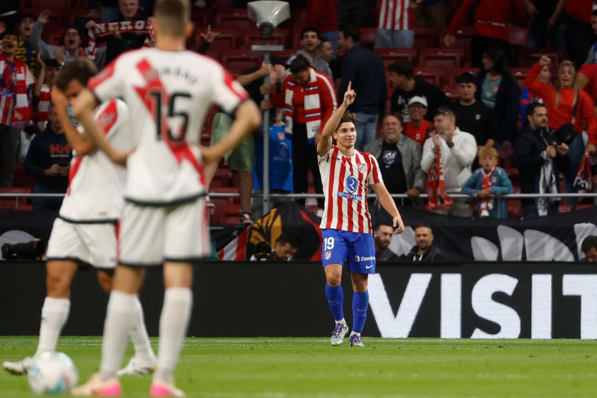 Viene de marcar un triplete al Rayo Vallecano por la liga española.