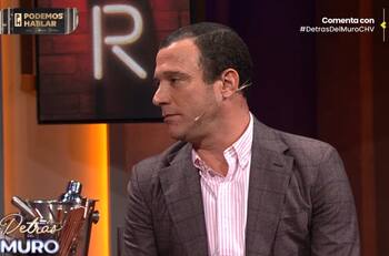 “Estoy en la banca”: Julián Elfenbein reflexionó sobre su ausencia en la TV con palo a personas que ya no están en CHV