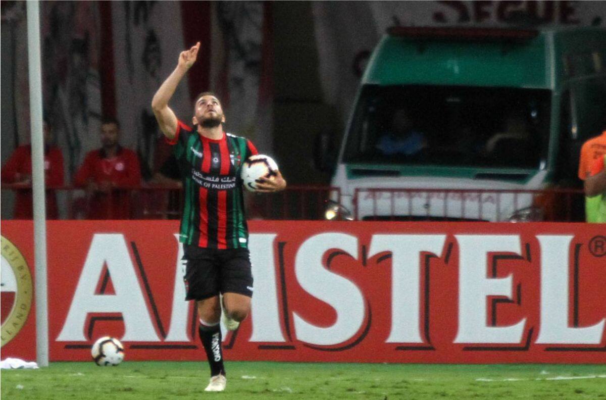 Palestino despista a medio mundo con Junior Fernandes y trae de vuelta a un viejo conocido