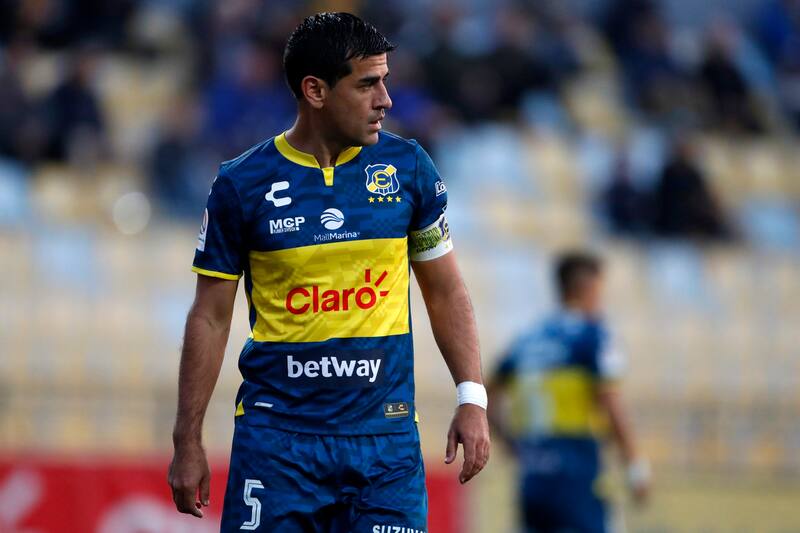 El ex Colo Colo dirigirá por primera vez en el fútbol chileno. Foto: Aton.