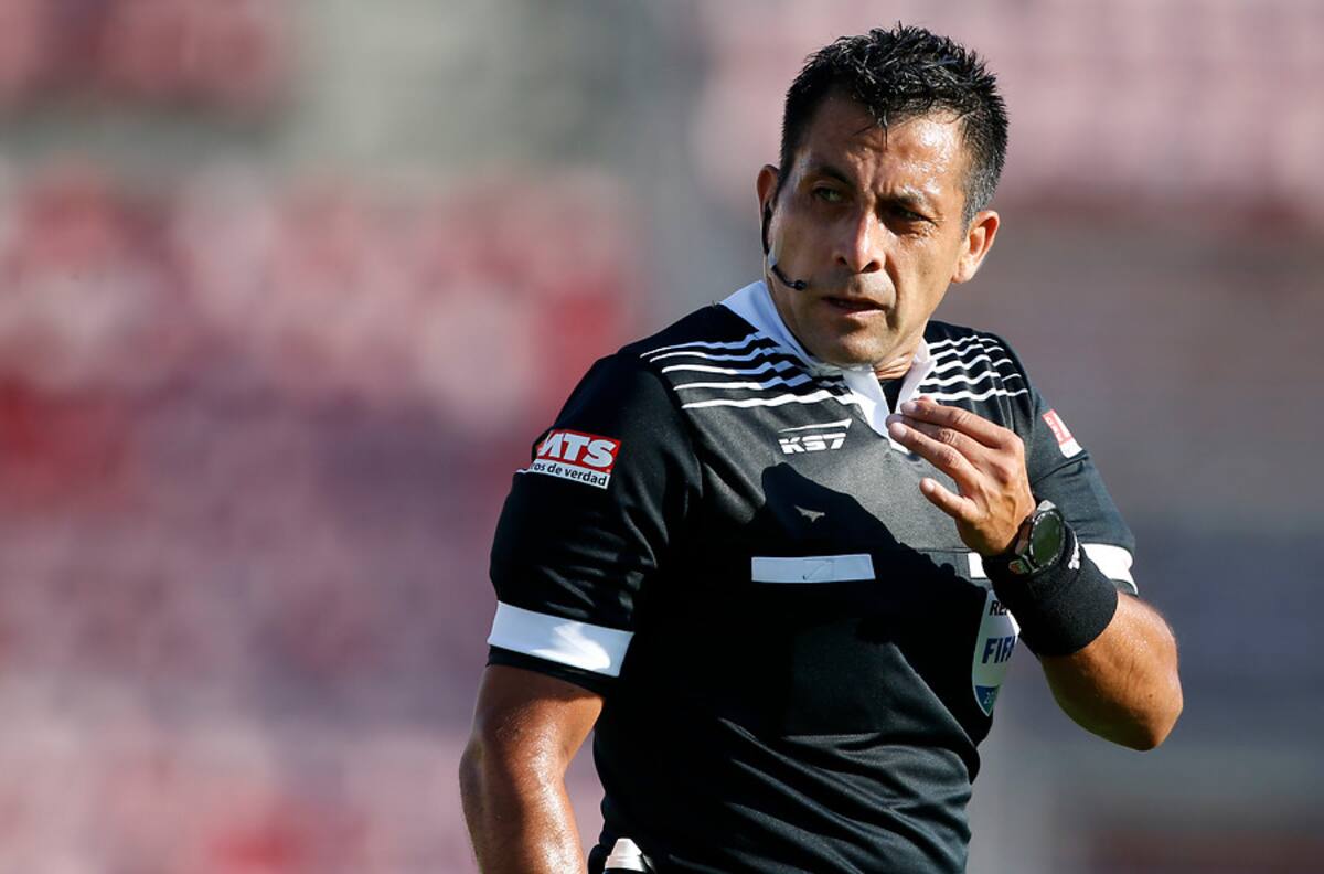 Julio Bascuñán tiene historial favorable a Colo Colo en Superclásicos