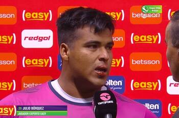 Julio Bórquez, el arquero de Colina que puso de rodillas a la UC: “Siempre he batallado con el peso”