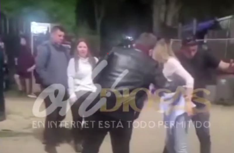 Julio César Rodríguez estaba conociendo a Nathalie Leefhelm en una fonda.