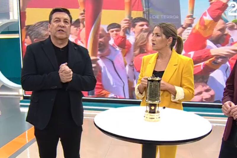 Julio César Rodríguez y Monserrat Álvarez en "Contigo en la Mañana".