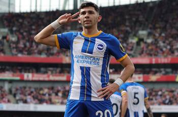 VIDEO | ¿Se acabó la Premier League?: los goles sudamericanos que hundieron al Arsenal