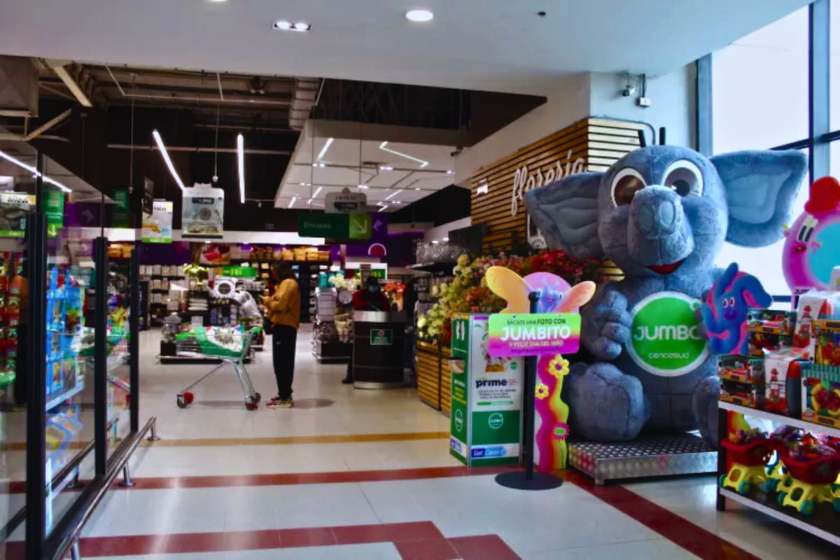 Conoce todos los descuentos del supermercado para este Día del Padre. Foto: Cenco Malls.