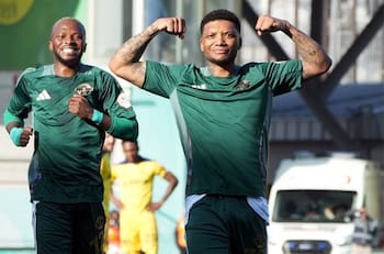 La figura de la cancha con dos goles: así fue el partido perfecto de Junior Fernandes en Turquía