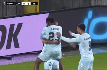 VIDEO | Celebra Pellegrini: con este curioso autogol logró su primera victoria en Europa League