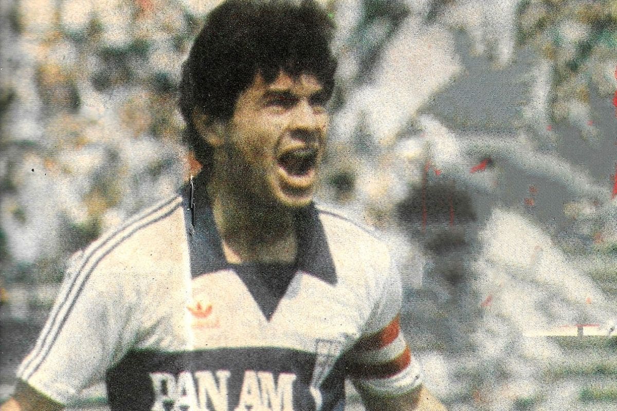 En su época de jugador de Universidad Católica.