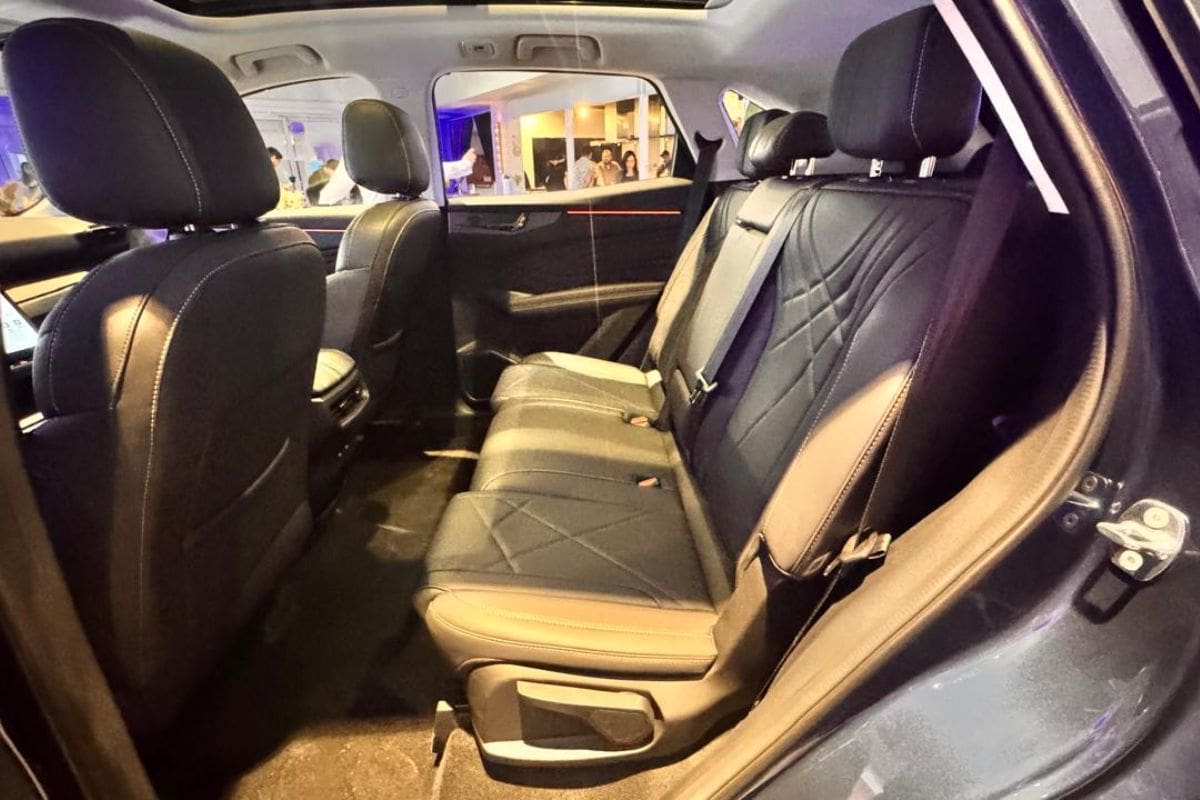 Nuevo SUV con tres filas de asientos