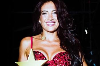 Redes sociales explotaron por presentación de Karen Paola en el Festival de Las Condes: acusaciones de playback y alabanzas